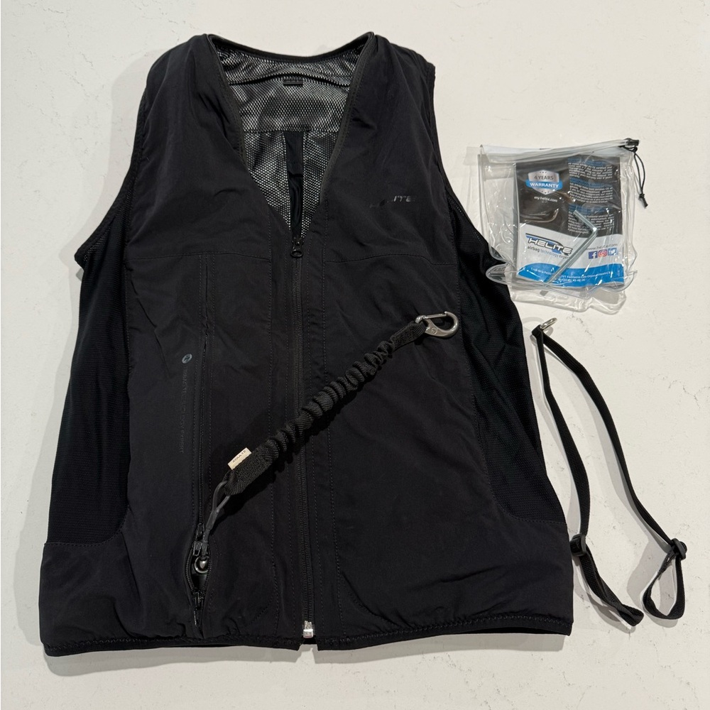 Helite Zip’in 2 Airbag Vest